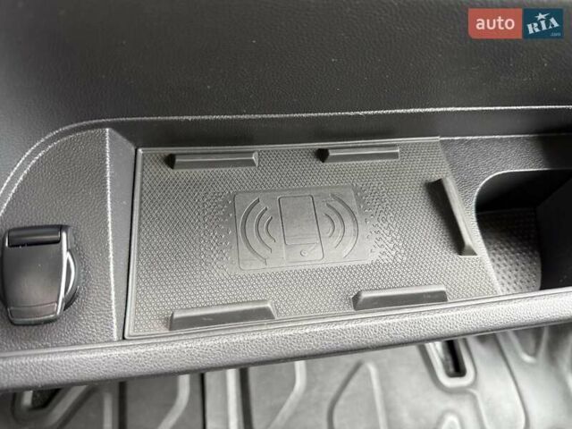 Белый Рено Мастер, объемом двигателя 2.3 л и пробегом 280 тыс. км за 27700 $, фото 46 на Automoto.ua