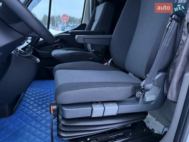 Белый Рено Мастер, объемом двигателя 2.3 л и пробегом 297 тыс. км за 25900 $, фото 49 на Automoto.ua