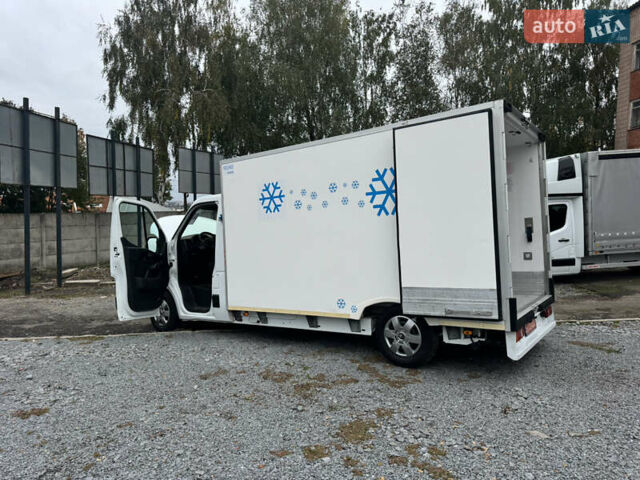 Белый Рено Мастер, объемом двигателя 2.3 л и пробегом 165 тыс. км за 24900 $, фото 24 на Automoto.ua