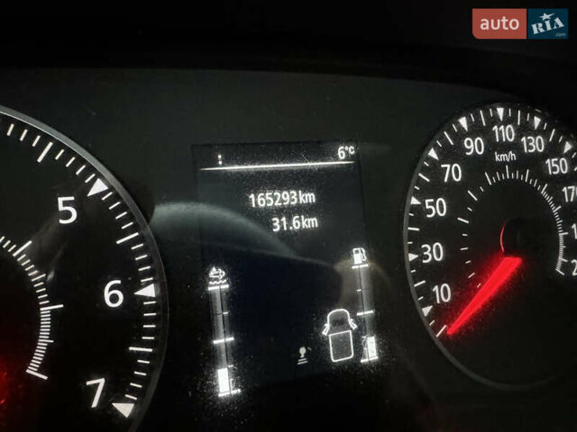 Белый Рено Мастер, объемом двигателя 2.3 л и пробегом 165 тыс. км за 24900 $, фото 39 на Automoto.ua