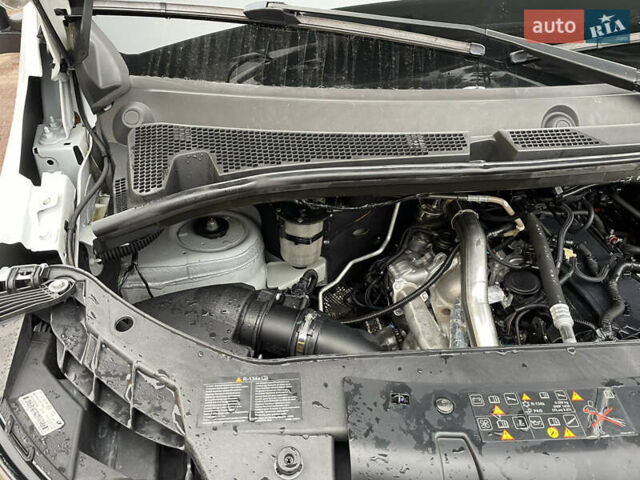 Белый Рено Мастер, объемом двигателя 2.3 л и пробегом 184 тыс. км за 29700 $, фото 67 на Automoto.ua