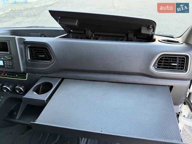 Рено Мастер 2022 в Ковель на Automoto.ua Белый Рено Мастер, объемом двигателя 2.3 л и пробегом 291 тыс. км за 26950 $, фото 70 на Automoto.ua