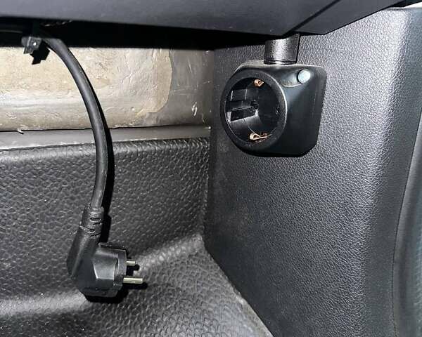 Белый Рено Мастер, объемом двигателя 2.3 л и пробегом 155 тыс. км за 27325 $, фото 27 на Automoto.ua