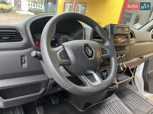 Белый Рено Мастер, объемом двигателя 2.3 л и пробегом 184 тыс. км за 29700 $, фото 47 на Automoto.ua
