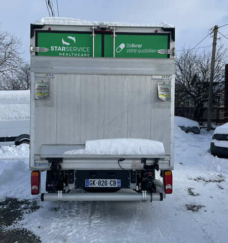 Белый Рено Мастер, объемом двигателя 2.3 л и пробегом 260 тыс. км за 28500 $, фото 4 на Automoto.ua