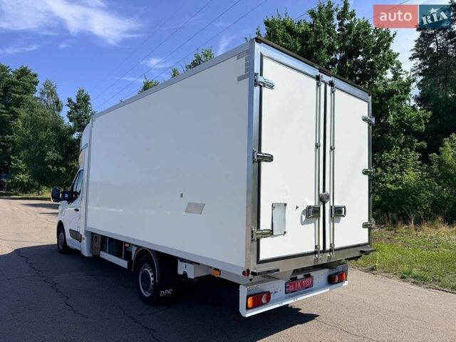 Белый Рено Мастер, объемом двигателя 2.3 л и пробегом 310 тыс. км за 27999 $, фото 9 на Automoto.ua