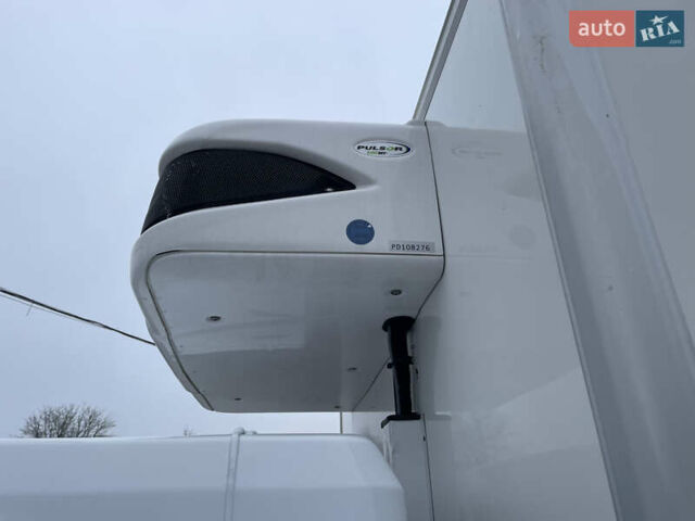 Белый Рено Мастер, объемом двигателя 2.3 л и пробегом 194 тыс. км за 29750 $, фото 28 на Automoto.ua