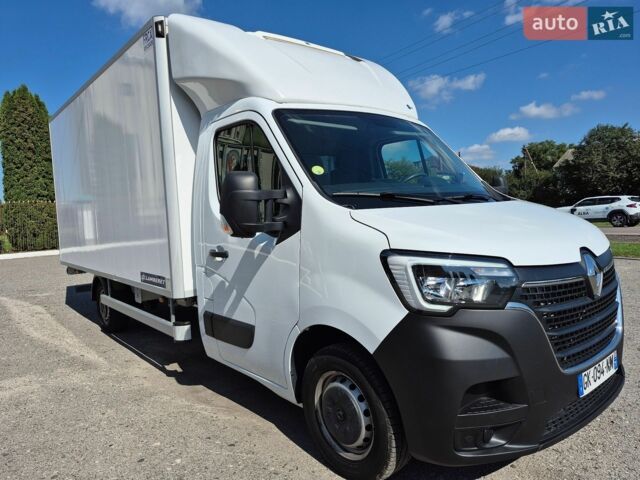 Белый Рено Мастер, объемом двигателя 2.3 л и пробегом 200 тыс. км за 28500 $, фото 2 на Automoto.ua