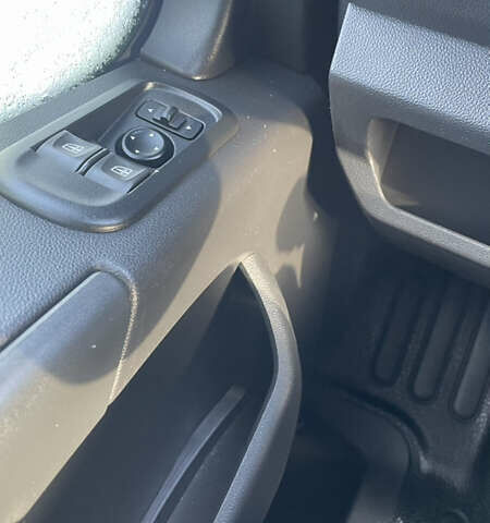 Белый Рено Мастер, объемом двигателя 2.3 л и пробегом 260 тыс. км за 28500 $, фото 27 на Automoto.ua