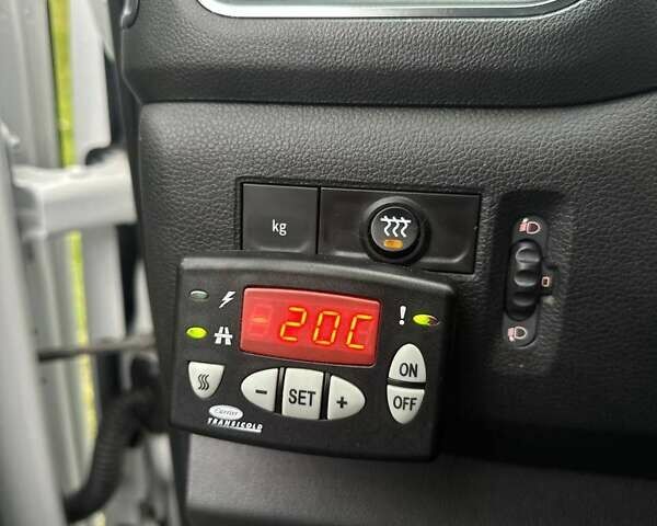 Белый Рено Мастер, объемом двигателя 2.3 л и пробегом 155 тыс. км за 27325 $, фото 40 на Automoto.ua