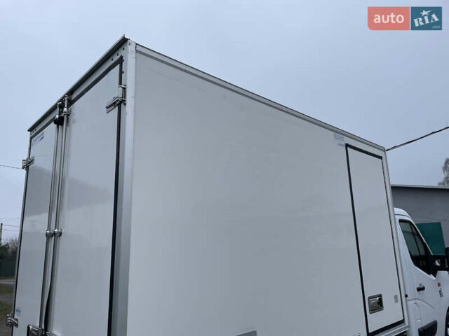 Белый Рено Мастер, объемом двигателя 2.3 л и пробегом 194 тыс. км за 29750 $, фото 16 на Automoto.ua