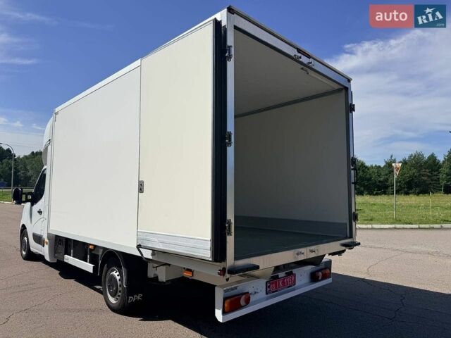 Белый Рено Мастер, объемом двигателя 2.3 л и пробегом 310 тыс. км за 27999 $, фото 25 на Automoto.ua