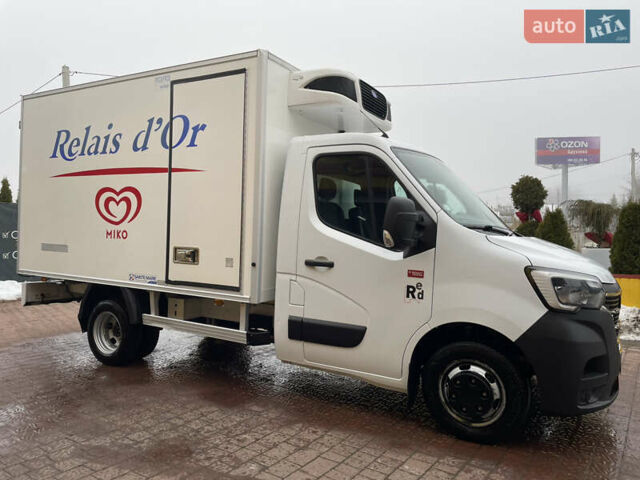 Белый Рено Мастер, объемом двигателя 2.3 л и пробегом 184 тыс. км за 29700 $, фото 2 на Automoto.ua