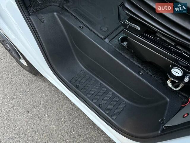 Рено Мастер 2022 в Ковель на Automoto.ua Белый Рено Мастер, объемом двигателя 2.3 л и пробегом 291 тыс. км за 26950 $, фото 47 на Automoto.ua