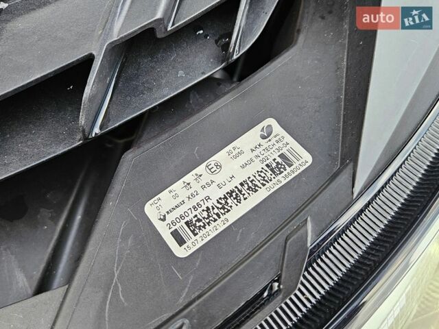 Белый Рено Мастер, объемом двигателя 2.3 л и пробегом 233 тыс. км за 25300 $, фото 58 на Automoto.ua