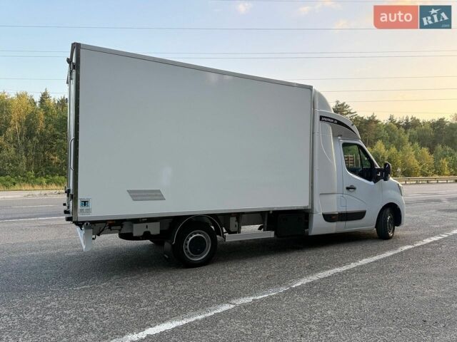Белый Рено Мастер, объемом двигателя 2.3 л и пробегом 261 тыс. км за 23900 $, фото 16 на Automoto.ua