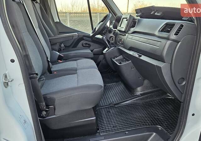 Белый Рено Мастер, объемом двигателя 2.3 л и пробегом 239 тыс. км за 24700 $, фото 28 на Automoto.ua