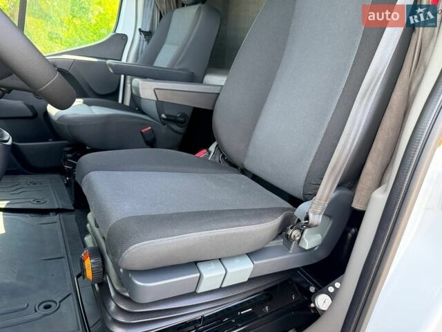 Белый Рено Мастер, объемом двигателя 2.3 л и пробегом 310 тыс. км за 27999 $, фото 78 на Automoto.ua