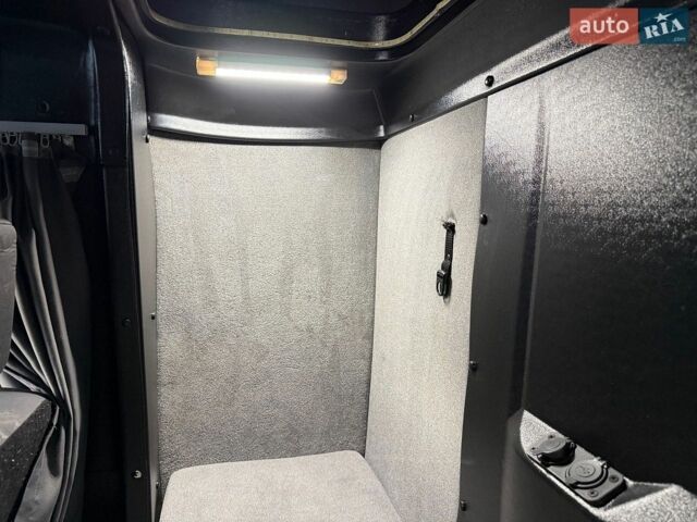 Белый Рено Мастер, объемом двигателя 2.3 л и пробегом 261 тыс. км за 23900 $, фото 78 на Automoto.ua