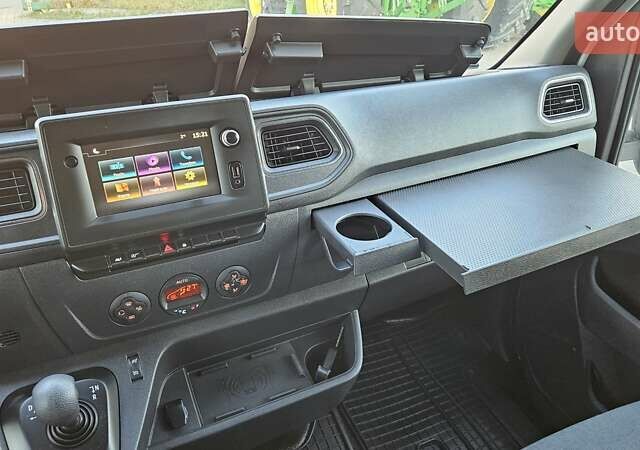 Белый Рено Мастер, объемом двигателя 2.3 л и пробегом 239 тыс. км за 24700 $, фото 27 на Automoto.ua