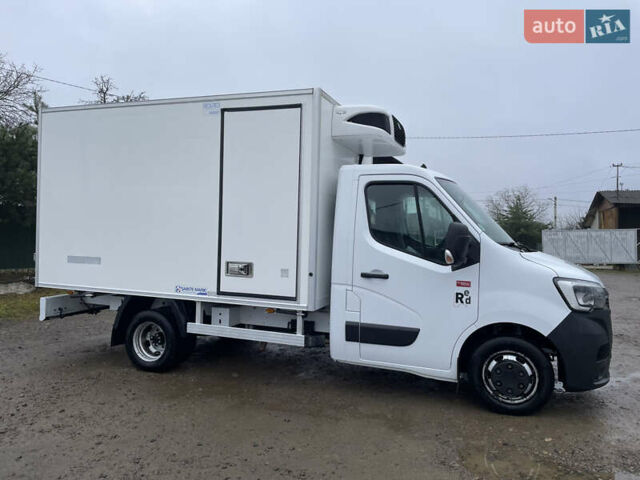 Белый Рено Мастер, объемом двигателя 2.3 л и пробегом 194 тыс. км за 29750 $, фото 4 на Automoto.ua