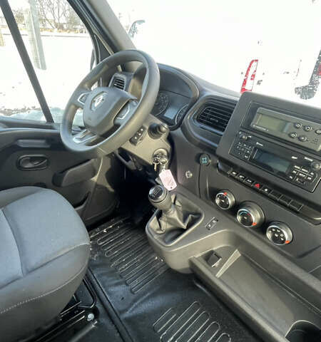 Белый Рено Мастер, объемом двигателя 2.3 л и пробегом 260 тыс. км за 28500 $, фото 21 на Automoto.ua