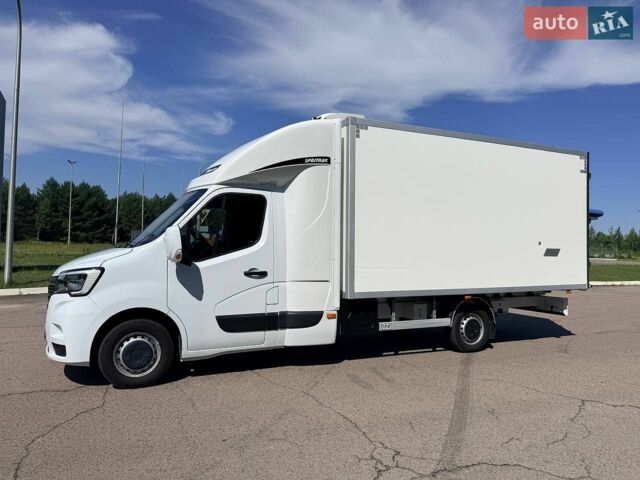 Белый Рено Мастер, объемом двигателя 2.3 л и пробегом 310 тыс. км за 27999 $, фото 2 на Automoto.ua
