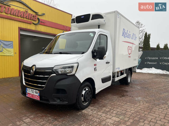 Белый Рено Мастер, объемом двигателя 2.3 л и пробегом 184 тыс. км за 29700 $, фото 5 на Automoto.ua