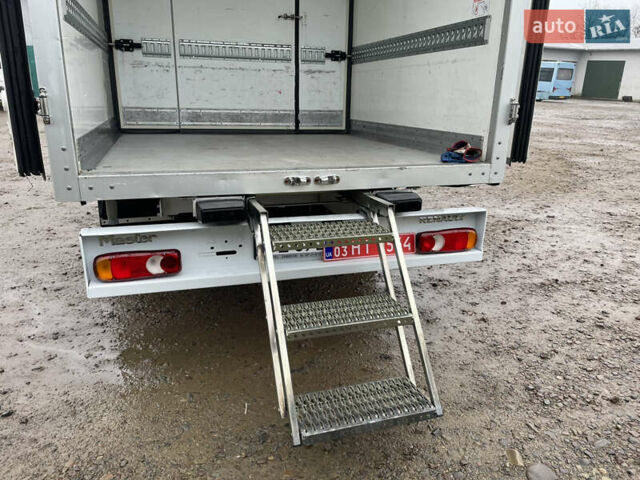 Белый Рено Мастер, объемом двигателя 2.3 л и пробегом 194 тыс. км за 29750 $, фото 46 на Automoto.ua