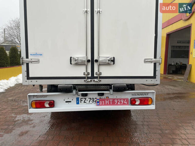 Белый Рено Мастер, объемом двигателя 2.3 л и пробегом 184 тыс. км за 29700 $, фото 30 на Automoto.ua