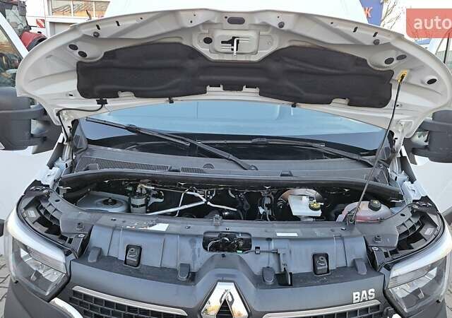 Белый Рено Мастер, объемом двигателя 2.3 л и пробегом 239 тыс. км за 24700 $, фото 46 на Automoto.ua