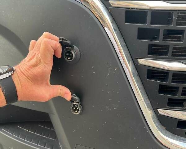 Белый Рено Мастер, объемом двигателя 2.3 л и пробегом 155 тыс. км за 27325 $, фото 24 на Automoto.ua