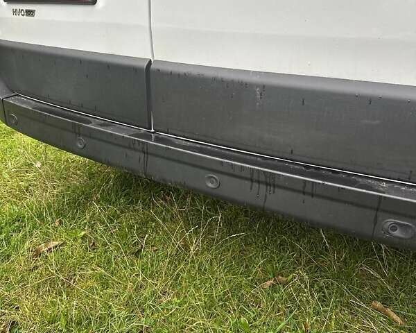 Белый Рено Мастер, объемом двигателя 2.3 л и пробегом 155 тыс. км за 27325 $, фото 44 на Automoto.ua