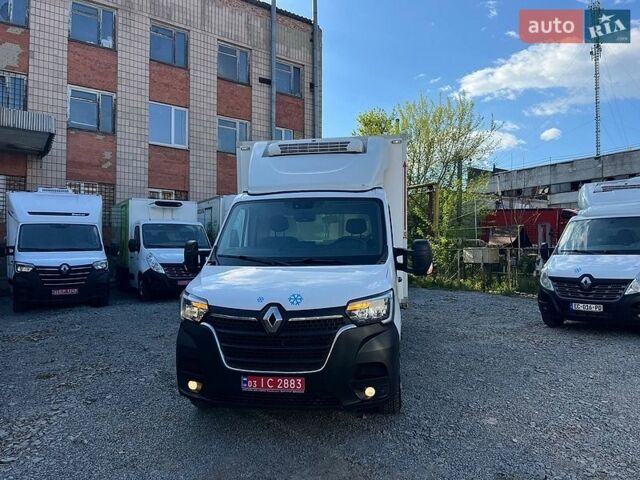 Белый Рено Мастер, объемом двигателя 2.3 л и пробегом 176 тыс. км за 27900 $, фото 3 на Automoto.ua
