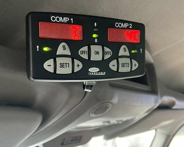 Белый Рено Мастер, объемом двигателя 2.3 л и пробегом 194 тыс. км за 29750 $, фото 55 на Automoto.ua