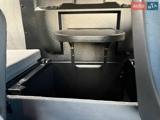 Белый Рено Мастер, объемом двигателя 2.3 л и пробегом 261 тыс. км за 23900 $, фото 79 на Automoto.ua