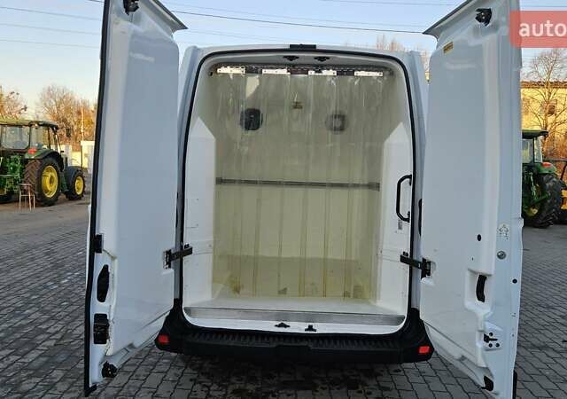 Белый Рено Мастер, объемом двигателя 2.3 л и пробегом 239 тыс. км за 24700 $, фото 41 на Automoto.ua