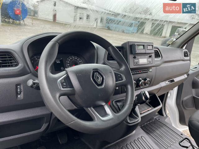 Белый Рено Мастер, объемом двигателя 2.3 л и пробегом 194 тыс. км за 29750 $, фото 36 на Automoto.ua