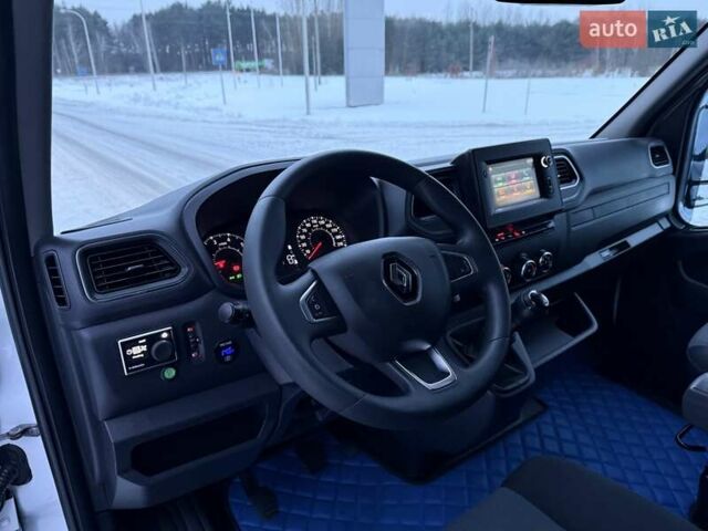 Белый Рено Мастер, объемом двигателя 2.3 л и пробегом 297 тыс. км за 25900 $, фото 55 на Automoto.ua