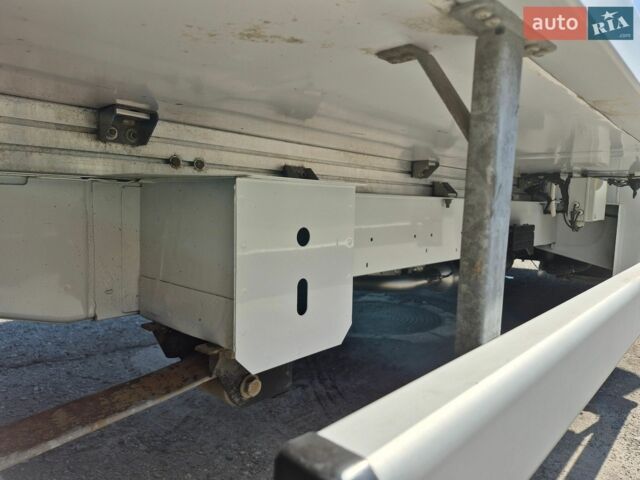 Белый Рено Мастер, объемом двигателя 2.3 л и пробегом 200 тыс. км за 28500 $, фото 12 на Automoto.ua