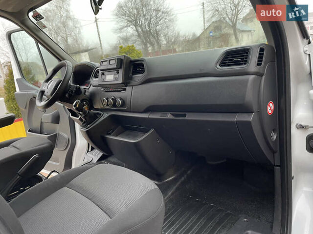 Белый Рено Мастер, объемом двигателя 2.3 л и пробегом 184 тыс. км за 29700 $, фото 51 на Automoto.ua