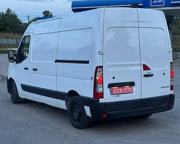 Белый Рено Мастер, объемом двигателя 2.3 л и пробегом 155 тыс. км за 27325 $, фото 4 на Automoto.ua