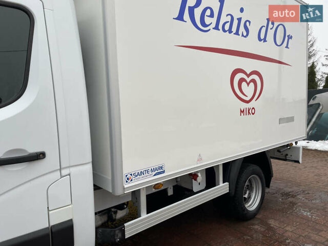 Белый Рено Мастер, объемом двигателя 2.3 л и пробегом 184 тыс. км за 29700 $, фото 10 на Automoto.ua