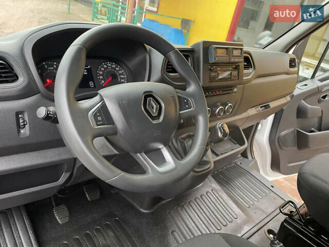Белый Рено Мастер, объемом двигателя 2.3 л и пробегом 184 тыс. км за 29700 $, фото 49 на Automoto.ua