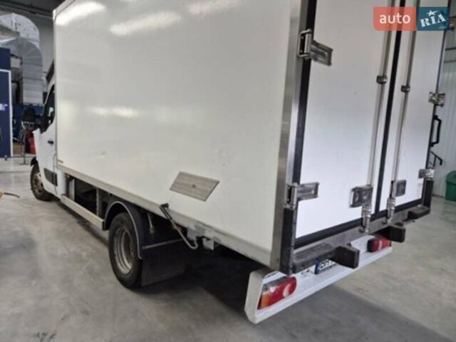 Білий Рено Мастєр, об'ємом двигуна 2.3 л та пробігом 170 тис. км за 16000 $, фото 2 на Automoto.ua