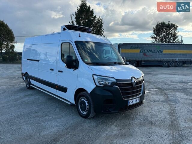 Белый Рено Мастер, объемом двигателя 2.3 л и пробегом 200 тыс. км за 31400 $, фото 2 на Automoto.ua