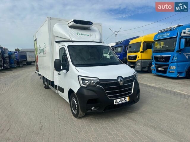 Белый Рено Мастер, объемом двигателя 2.29 л и пробегом 93 тыс. км за 32000 $, фото 7 на Automoto.ua