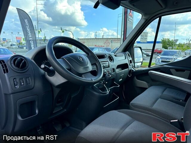 Белый Рено Мастер, объемом двигателя 2.3 л и пробегом 160 тыс. км за 12500 $, фото 8 на Automoto.ua