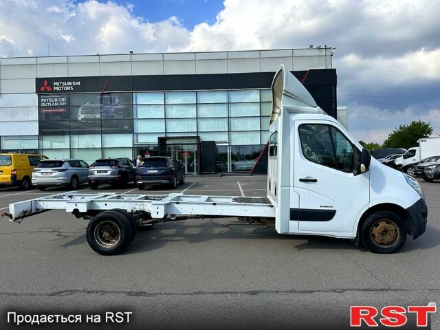 Белый Рено Мастер, объемом двигателя 2.3 л и пробегом 160 тыс. км за 12500 $, фото 7 на Automoto.ua