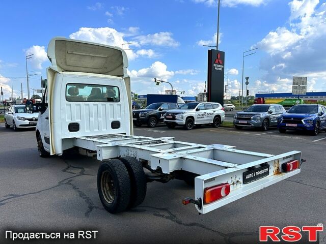 Белый Рено Мастер, объемом двигателя 2.3 л и пробегом 160 тыс. км за 12500 $, фото 4 на Automoto.ua